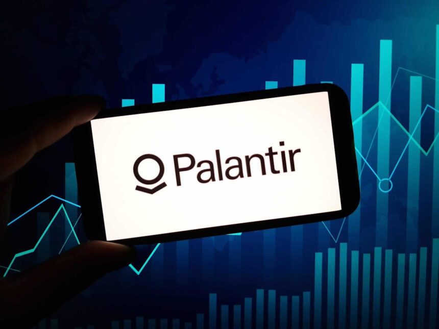 Palantir's Stock Faces Headwinds Despite Strong Q4 2025 Earnings and Revenue Growth 1 8d1bc14b9a9148b650a594cf7925e031