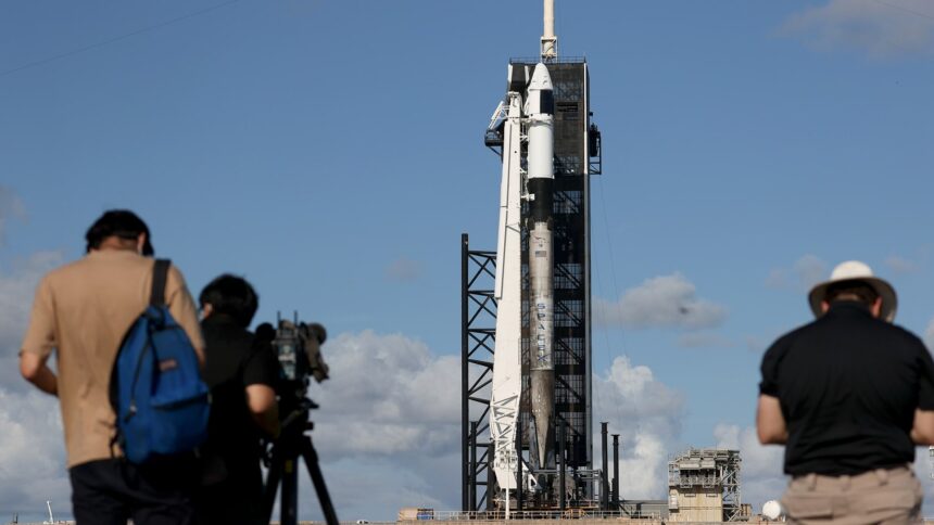 SpaceX Opens IPO to Retail Investors on Major Trading Platforms 1 106942178 1631716515016 gettyimages 1340516907 b64i9310 20210915100044189