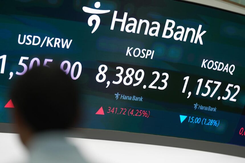 Asian Shares Rise on AI Boom, Oil Prices Fall Following U.S. Market Records 1 242099b777785a0324680f590520e679