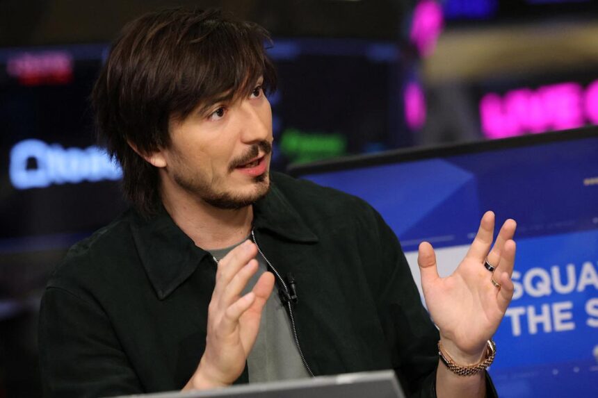 Robinhood's Shift: AI-Agent Rollout Supports Stock Despite Bitcoin Decline 1 594e1499 6596 4733 b920 60534b9d2320