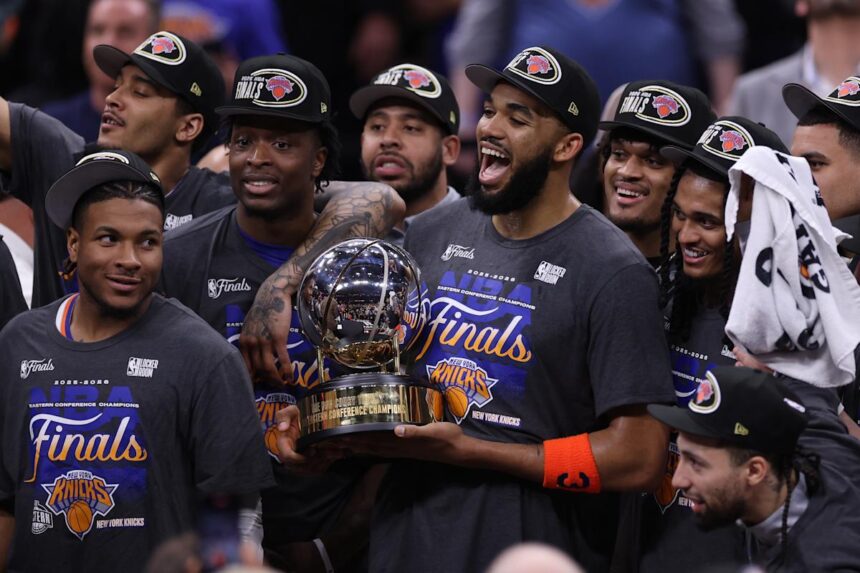 Knicks Return to Finals Amid Dot-Com Bubble Concerns on Wall Street 1 90bfcadf a91b 40d4 ae8e e9360195e842