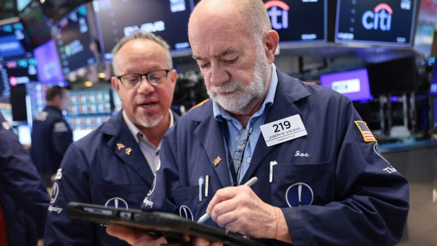 JPMorgan maintains bullish outlook on stock market rally, citing earnings momentum 1 25a798be664b1fa4aa67ce09c13b0832