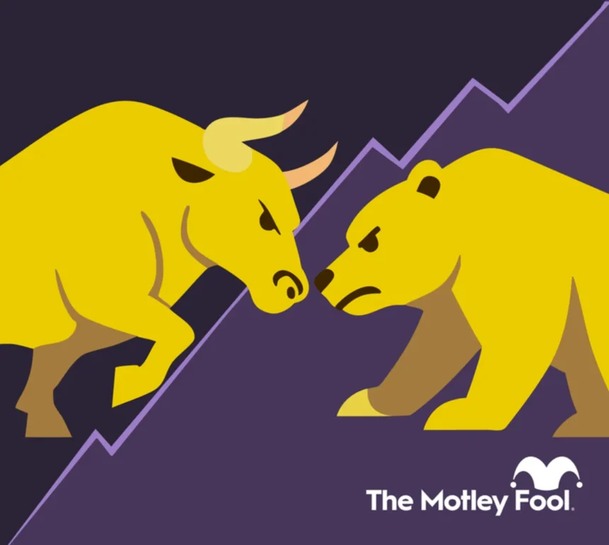 Mixed Trading Day: S&P 500 and Nasdaq Decline Amid Tech Weakness, Dow Hits Record High 1 https2F2Fmedia.zenfs .com2Fen2Fmotleyfool.com2F7220bf09d6d2a2f9a02b1a899dc30f01
