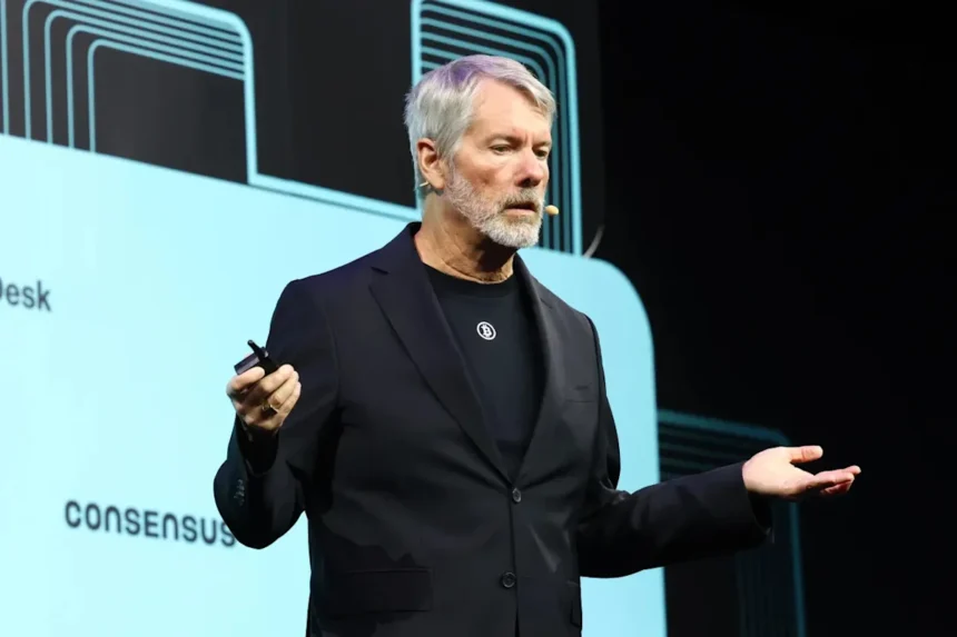 Strategy's Stock Hits Two-Year Low Amid Bitcoin Funding Concerns 1 https2F2Fmedia.zenfs .com2Fen2Fstocktwits 3832F0b30ce80d66abb263c82eb17d1a4e1d8