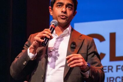 saikat chakrabarti drops 500k for san francisco ceo tax 2 1 800x420