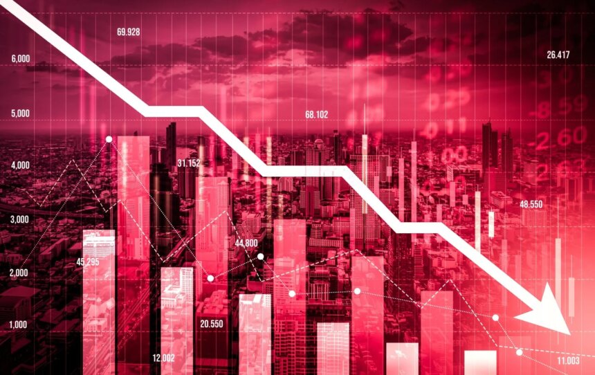 Nasdaq 100 Experiences Significant Drop Amid IPO Surge and Tech Market Volatility 1 shutterstock 2195657533 huge licensed scaled