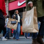 108231692 1764079951368 gettyimages 2247838436 US HOLIDAY SHOPPING